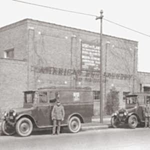 1930s Delivery Crew
